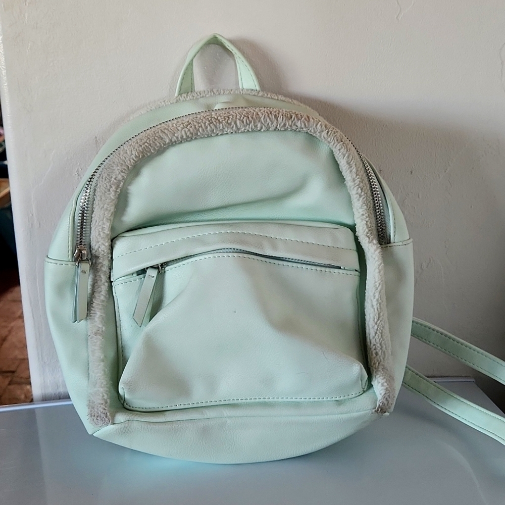 WILD FABLE MINT GREEN  small BACKPACK PURSE ADJUSTABLE STRAPS fur
